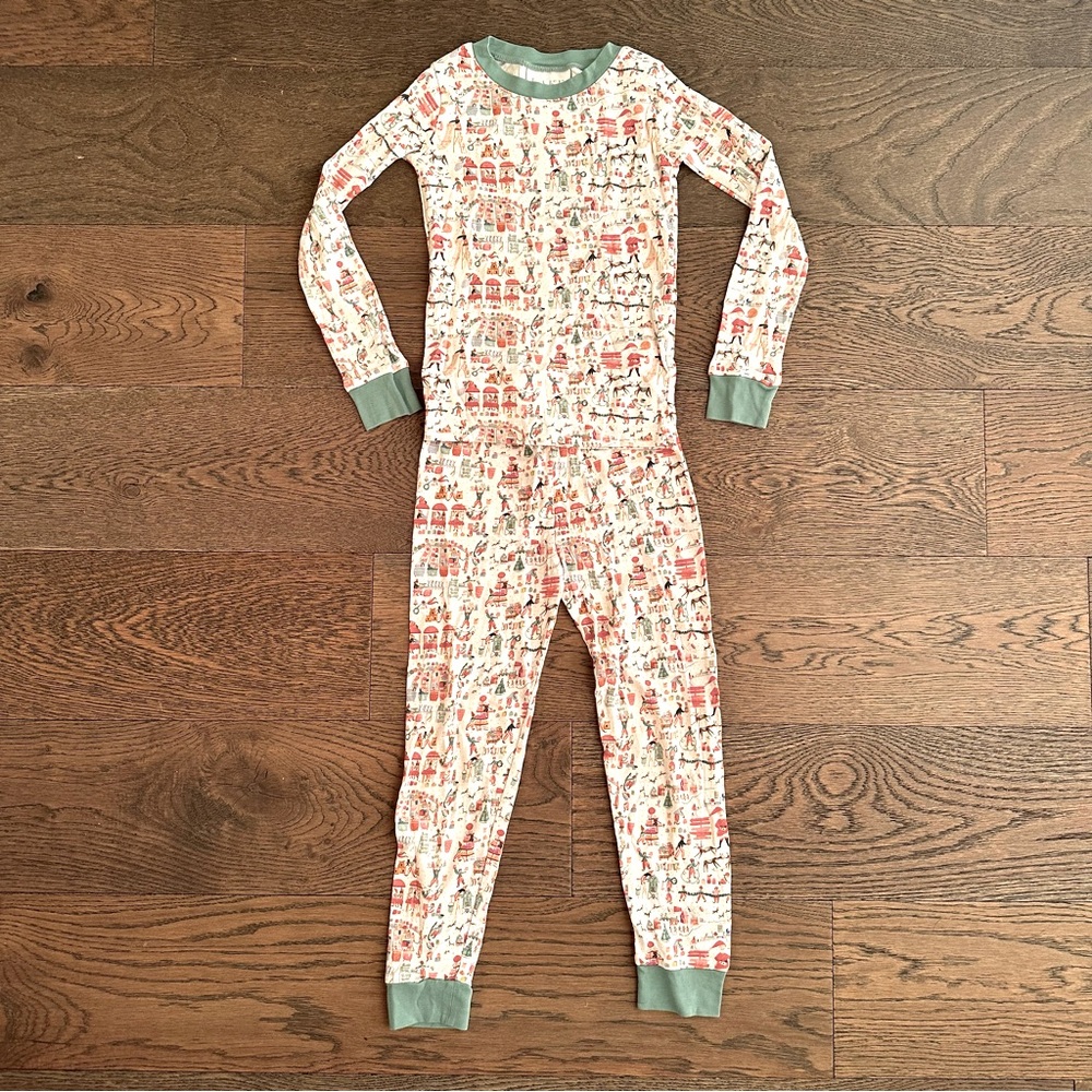 LAKE kids holiday pajamas, santa’s workshop print, like new never worn, size 5